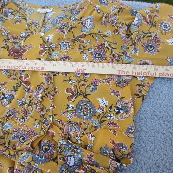 Studio B Dress by Bobeau Angel‎ Sleeve Wrap Womens 2X Yellow  Floral Hi-Lo Hem - Picture 12 of 14